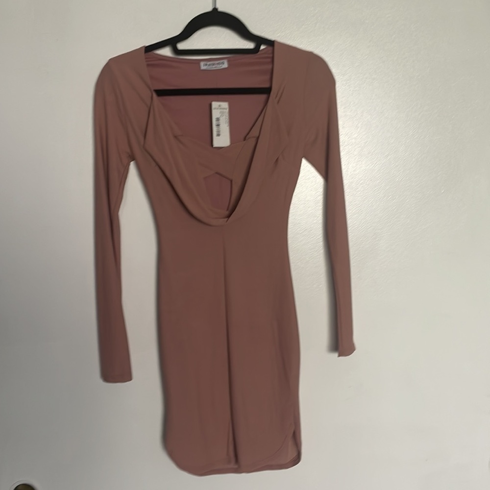 NWT blush pink long sleeve dress - Picture 3 of 6